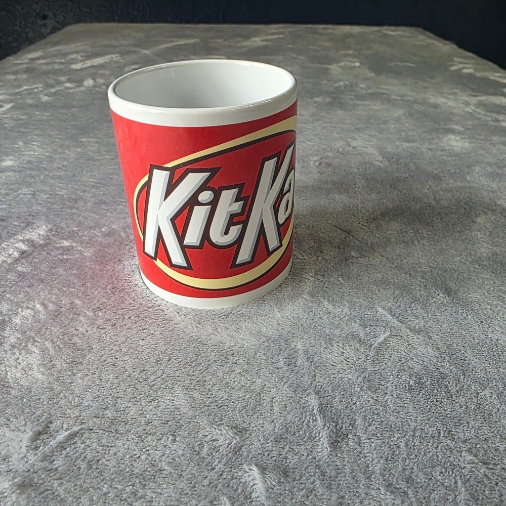 Kit Kat Coffee Mug‎ Cup 8oz Red and White